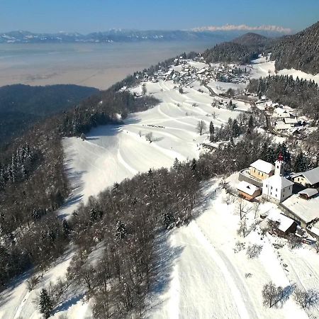 Turizem Pavlin Apartments Senturska Gora Exteriör bild